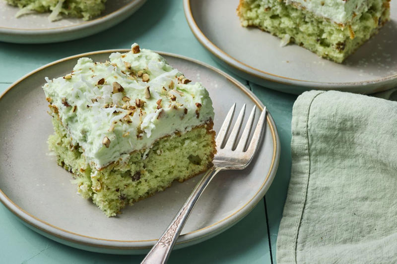 Best Carrot Cake, Heavenly Honey Cake, Lemon-Coconut Cake, Strawberry Cake, Watergate Cake, Chocolate Mayonnaise Cake, Hummingbird Cake, Italian Cream Cake, Easy Bunny Cake