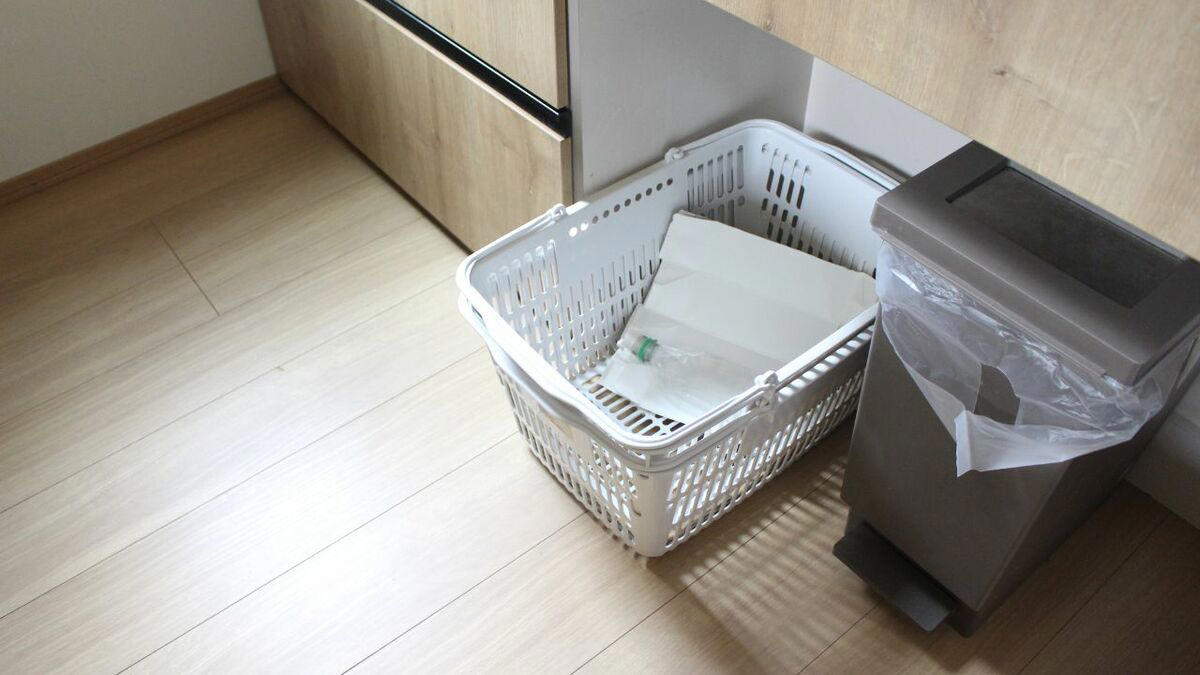 1：毎日の買い物をやめたら、気持ちも家計もラクに, 2：ふきんは買わずに、家にあるもので代用, 3：「当たり前」だと思っていた米とぎを手放した, 4：ゴミ箱を減らしたら、キッチンが一気にすっきり