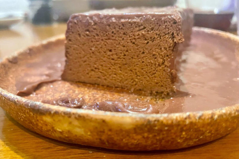 ■「チョコレートケーキ」の材料, ■オーブン不要でめちゃくちゃ簡単, ■ウソみたいに本格的な美味しさ, 【動画】オーブンなしの「チョコレートケーキ」