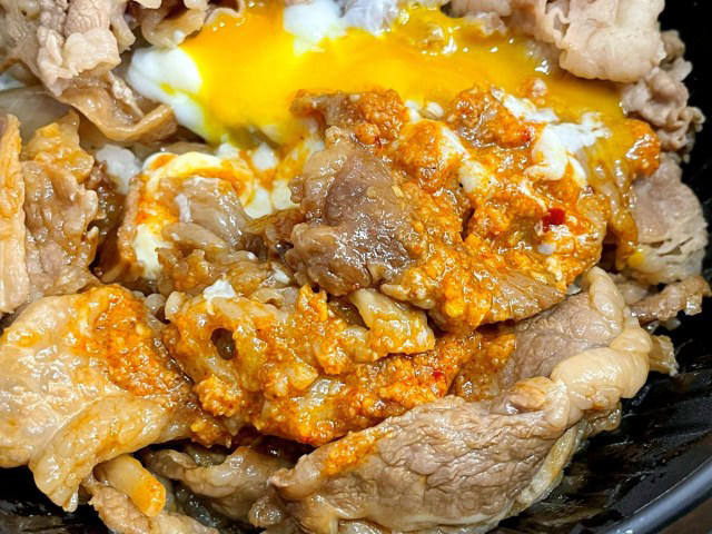 ・『スタミナ超特盛丼』が復活, ・旧商品との違い, ・ニンニクによる支配, ・予想外の仕上がり