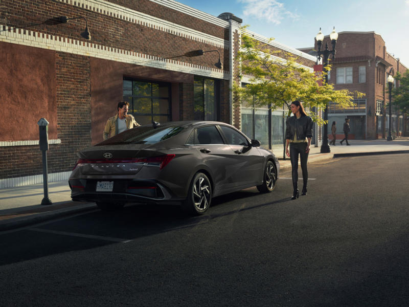 1. Toyota Prius Prime (PHEV), 2. Toyota Prius (HEV), 3. Hyundai Elantra Hybrid Blue Trim (HEV), 4. Kia Niro Plug-in Hybrid (PHEV), 5. Toyota Camry LE (HEV)