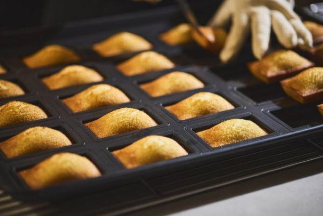 大阪初「＆ EARL GREY」でアールグレイの魅力を堪能, 人気店の新業態「CHIHIRO the FINANCIER」が登場, 梅田初「THE KAEN」でフルーツが主役のスイーツを, 「喜八洲総本舗」ではみたらし団子をイートインで