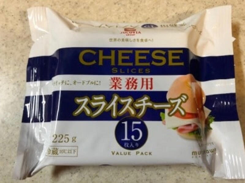 業務スーパーのチーズの良い口コミ, 業務スーパーのチーズの悪い口コミ, 重要：1kgを無駄にしない！「片栗粉」を使ったパラパラ冷凍術, 加熱なしでも美味しい理由, Q：業務スーパーにはチーズフライも販売されてる？, Q：業務スーパーにはチーズインハンバーグも販売されている？, Q：業務スーパーはチーズソースやチーズボールも販売されている？, Q：業務スーパーでチーズハットグは販売されている？, Q：値上げで業務スーパーのチーズのコスパは悪くなった？, Q：業務スーパーの原産国は安全？