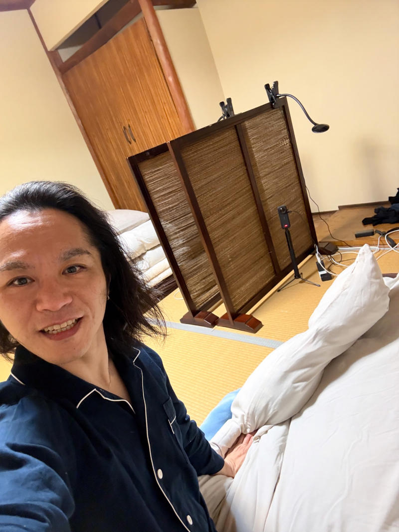 ・なぜ島根なのか, ・3万円島根旅行うちわけ, 【3万円国内旅行】コミコミ3万円で “陸の孤島”「島根県」1泊2日旅行（出雲大社含む）は可能か？ やってみた！（2ページ目）※1ページ目はコチラ, ・雪道での事故と、数奇な “通知”, ・地元のスーパーをパトロール, ・前から行きたかった出雲大社, ・もっとも神を感じた場所, ・長い1日の終わり, ・まさかの貸切ドミトリー！