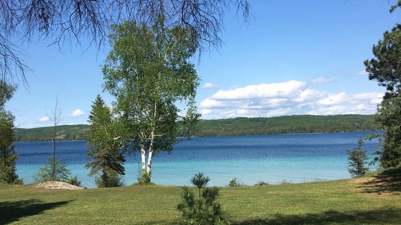 Lake of the Ozarks State Park, Missouri, Zippel Bay State Park, Lake of the Woods, Minnesota, William Good Day Park, Torch Lake, Michigan, Terrace Park Beach, Lake Okoboji, Iowa, Riviera Beach, Lake Geneva, Wisconsin, Methodology