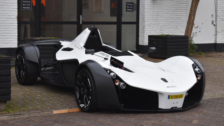 16. Caterham Seven 620R, 15. Ariel Atom 4, 14. BAC Mono, 13. 992 Porsche 911 GT3 RS, 12. BMW M4 CSL, 11. Lamborghini Huracan STO, 10. Porsche 718 Cayman Gt4 RS, 9. R35 Nissan GT-R, 8. Audi R8 V10 Performance RWD, 7. McLaren 765LT Spider, 6. Ferrari 488 Pista, 5. Ferrari 812 Competizione, 4. Lamborghini Aventador SVJ, 3. Mercedes-AMG One, 2. Aston Martin Valkyrie, 1. C8 Corvette ZR1