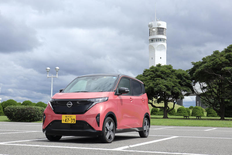 軽EVをセカンドカーで利用するメリット, 軽EV・PHEVで見逃せない補助金制度, 軽EVを検討するときの注意点, セカンドカーとして人気の軽EVは？