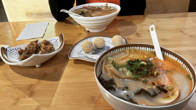 McKay Cottage Restaurant, Ariana Restaurant, Tacos Pihuamo, Dandy's Drive-In, Kanji Ramen Noodle & Izakaya, Farmer's Deli, Methodology