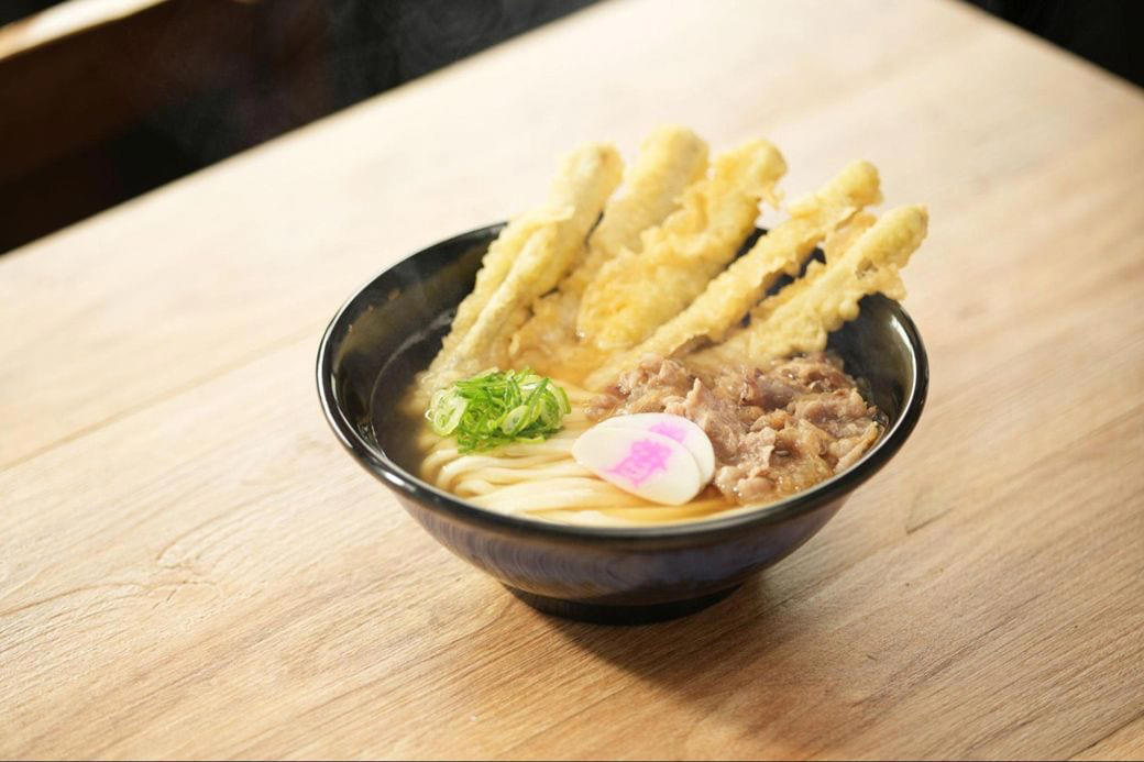 おそるおそるなじみの味を食べてみると…, 全国展開は「水」の把握から始まる, 新店ができるたびに、一から味を確かめる, 「職人の感覚」を言語化する, 出店拡大で強固になった「資さん」らしさ