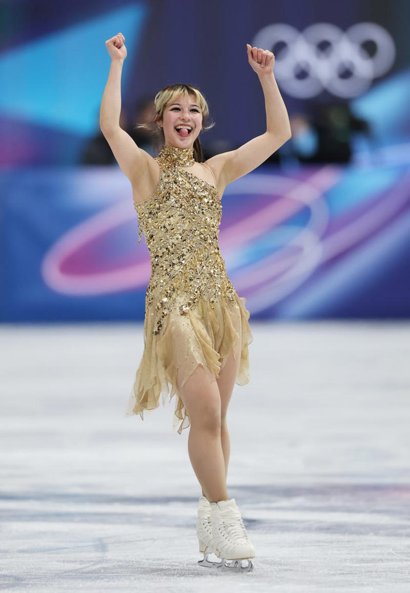 What do you think of the newer dressing styles for figure skaters? , Who have been some of your favorites to watch?, What are the main fabrics that make up a figure skating costume? , Is there a perfume you associate with ice skating?