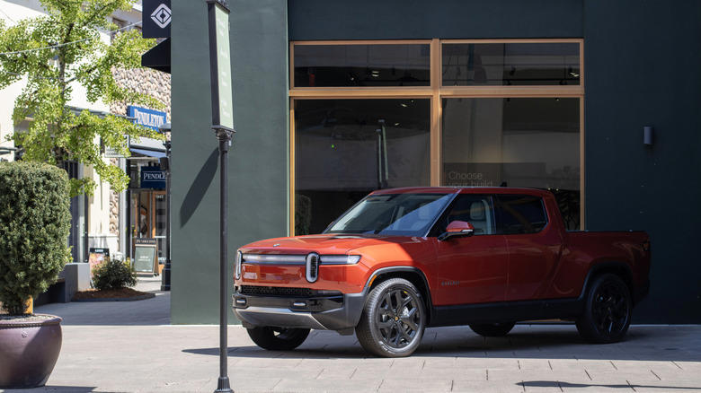 GMC Acadia, Rivian R1T, Chevrolet Blazer EV, Mazda CX-90 Plug-in Hybrid, Genesis GV60, Mazda CX-90, Honda Prologue, Chrysler Pacifica Hybrid