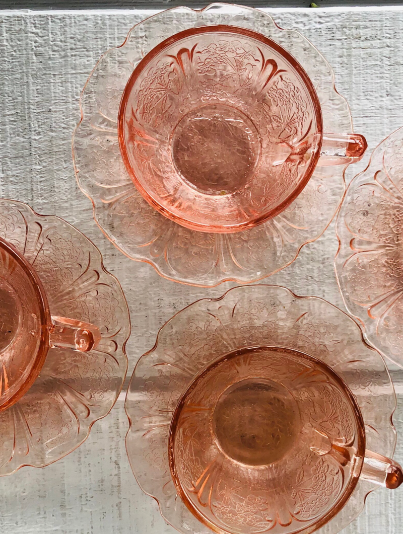 Waterford Crystal Glasses, Dorothy Thorpe ‘Roly Poly’ Glasses , Depression Glass Cups, Vintage English Teacups , Wedgwood Jasperware , Edith Heath ‘Heathware’ , Midcentury Barware , Carnival Glass