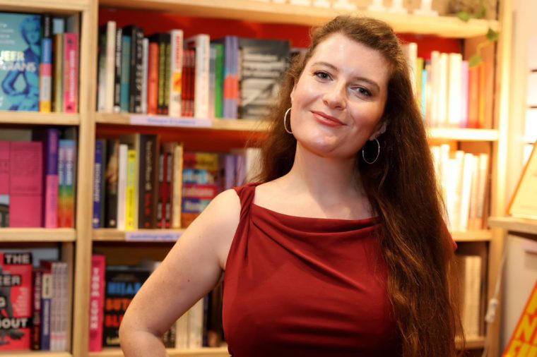 Single women are scientifically happier – but I still want a relationship It's not disempowering to admit I'd like a relationship, Single people's happiness only increases over time, It's not love that's the problem: it's societal and gender norms, Singlehood is the default state for self-respect, Finding a relationship is not an easy task, I’m a certified, incurable lovergirl
