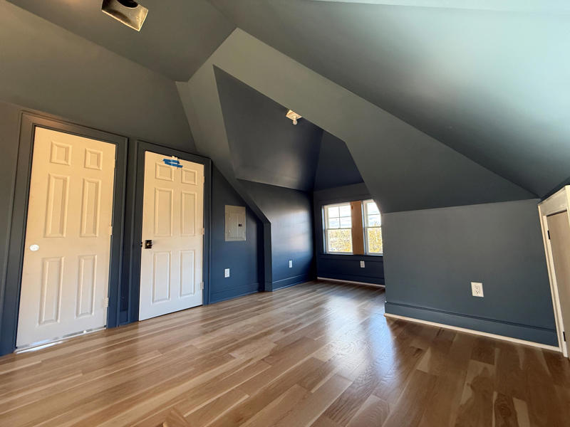 Choosing your colors, Which finish is best? Flat, eggshell, satin, semi-gloss?, What to do before you start painting, Should you hire someone to paint, or do it yourself?