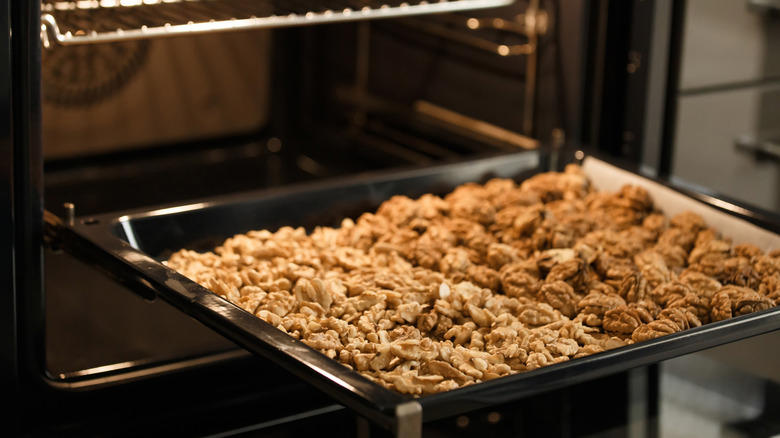 Broiled dishes, Roasted vegetables, Dry roasted foods, Sugary baked goods