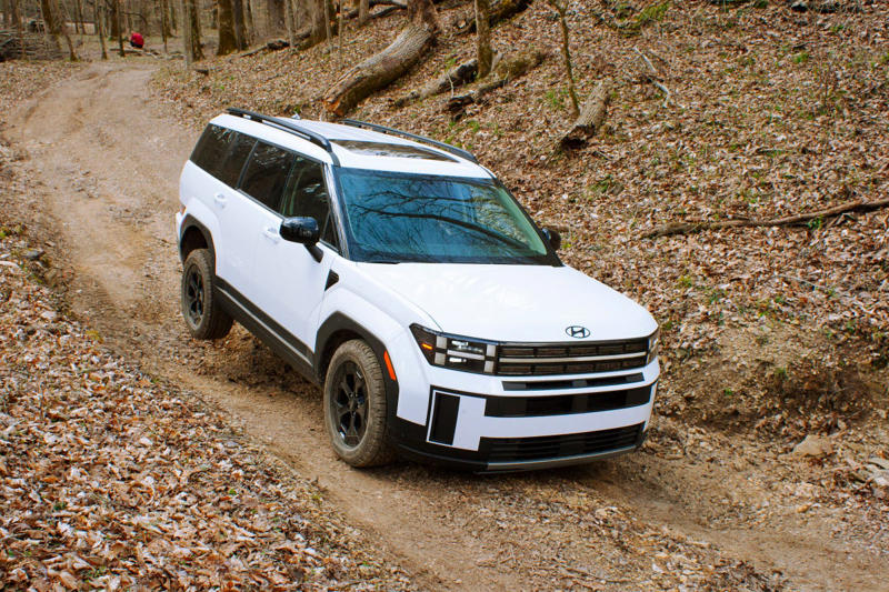 2025 Hyundai Santa Fe, 2025 Mazda CX-90, 2025 Toyota Grand Highlander, 2025 Genesis GV80, 2025 Volvo XC90, 2025 Chevrolet Tahoe / Suburban, 2025 Ford Expedition, 2025 Lexus GX, 2025 GMC Yukon, 2025 BMW X7, 2025 Cadillac Escalade, 2025 Mercedes-Benz GLS-Class, 2025 Lincoln Navigator, 2025 Lexus LX, 2025 Land Rover Range Rover