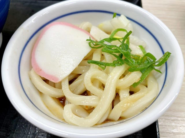 ・「かつや」新商品, ・伝家の宝刀「うどんオンザライス」, ・海老フライ、ロースカツ、白菜, ・丼を選ぶべき理由