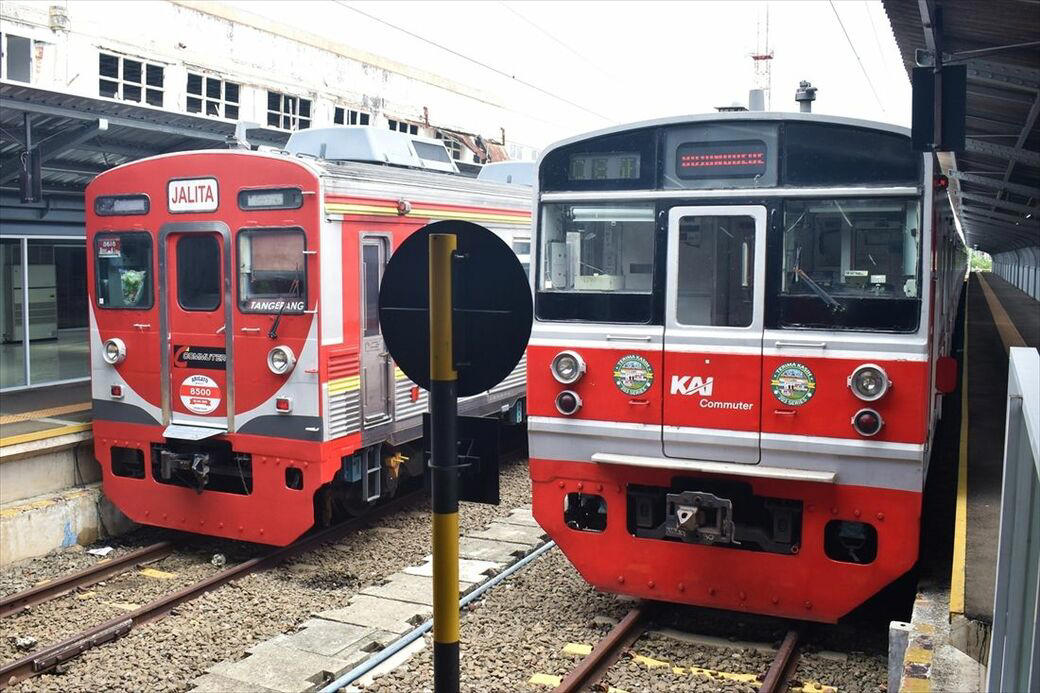 引退イベントの目玉は「元東急8500系」, 「加速が力強い」運転士が語る8500系, 日本語の「ありがとー」に見送られ…, 鉄道ファンの数は「豊かになった証拠」, 日本の中古車両が変えた「ファン文化」, 日本の中古車両は「郷愁」の対象に
