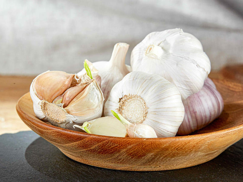 Garlic Basics, How to Store Garlic, According to Experts, How to Shop for Garlic, The Tests