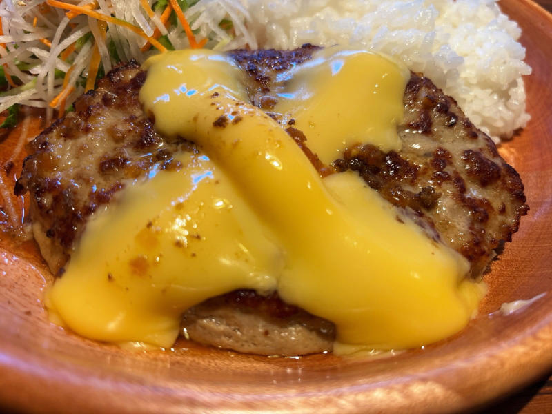 1．ハンバーグソースの追加, 2．マヨネーズの追加, 3．チーズを「とろとろ」で楽しむ, お気に入りの「味」をもっと楽しもう