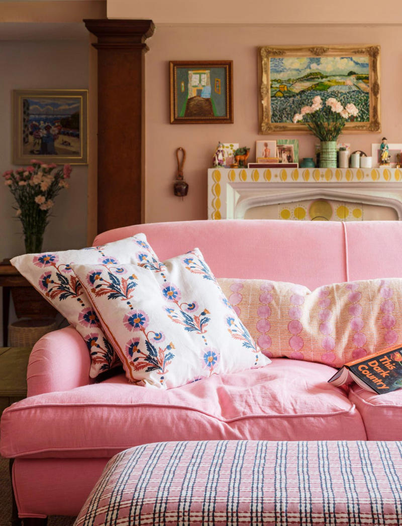 Start with a Slouchy Sofa, Focus on One Good “Estate” Antique, Layer Worn Rugs Over Sisal Carpeting, Go for a Nearly Neutral Wall, Add Personality with Heritage Patterns, Embrace Quirk, And Don’t Forget the Dog