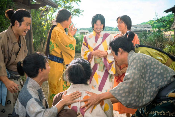 調略に応じた大沢にかけられた謀反の罪…小一郎は犯人捜しを始める, 凶器を忍ばせた犯人が発覚　誰も信用しない信長の計略とは, 絶望的な状況の小一郎は、信長の妹・市へ交渉へ, 小一郎、命懸けの叫び　差し出したのは自分の首, 藤吉郎ギリギリの救出劇…寧々へプロポーズ, “鬼の信長”に「怖すぎる」と反響　2人の兄弟愛には感動の声