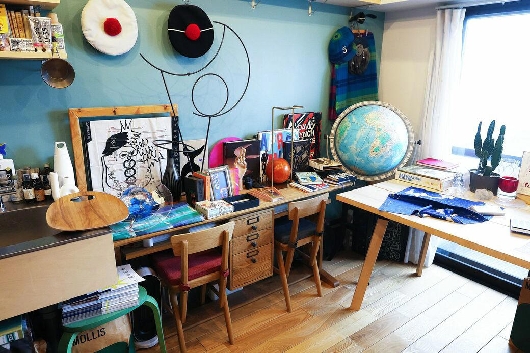 子どもの頃の驚きを手放さない, 父のようには生きられなかった, “ミーハー”は、生き延びるための知恵だ, 太陽と月を見て暮らす理由, 無理して“家族”を演じない生き方