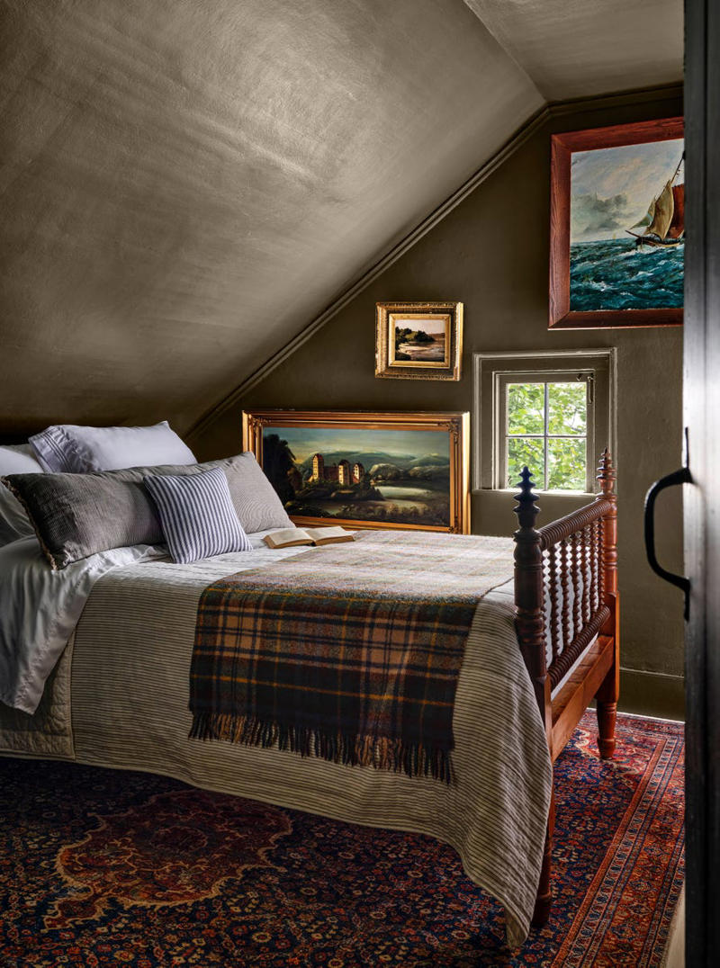 Collected Rooms That Tell a Story, Character in Every Cranny, Historic Architectural Charm, A Moody Oil Painting Palette, Nods to the Nautical, Hunkered-Down Hideaways , Jewel-Box Like Nooks, Dreamy Waterside Setting