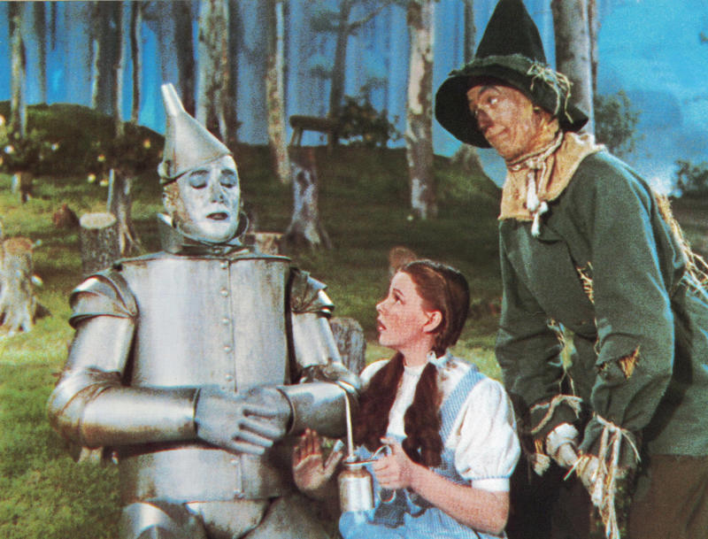 『エクソシスト』（1973年）, 『エクソシスト』（1973年）, 『ポルターガイスト』（1982年～1988年）, 『ポルターガイスト』（1982年～1988年）, 『クロウ/飛翔伝説』（1994年）, 『クロウ/飛翔伝説』（1994年）, 『オズの魔法使い』（1939年）, 『オズの魔法使い』（1939年）, 『理由なき反抗』（1955年）, 『理由なき反抗』（1955年）, 『ローズマリーの赤ちゃん』（1968）, 『ローズマリーの赤ちゃん』（1968）