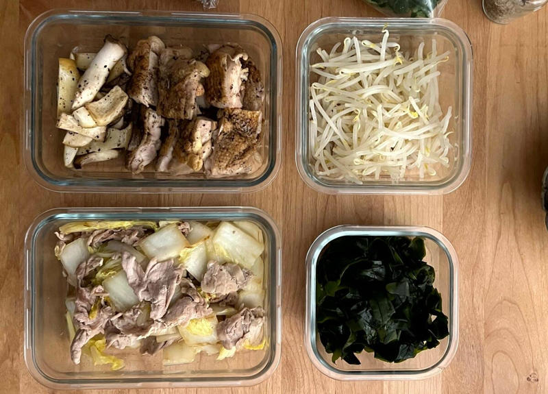 つくりおきの習慣で外食・中食が減った, 買い出しは冷蔵庫の中身がなくなってから, 麺つゆ・焼肉のタレなど万能調味料を活用, たまのご褒美で無理のない節約生活に