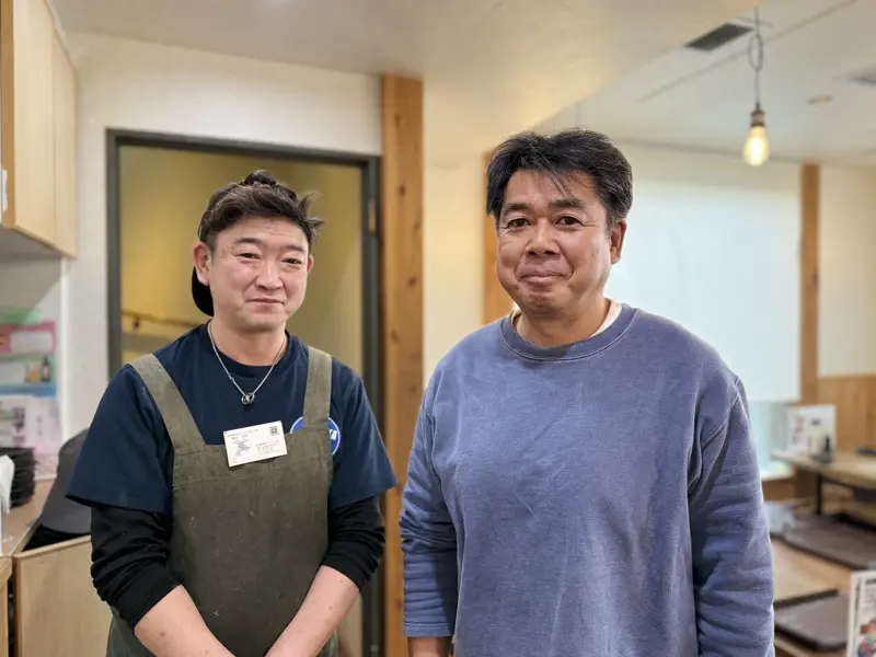 うれしたのし屋定食（1,760円）, 地元生産者さんの野菜を使った小鉢, 1997年創業 美味物問屋「うれしたのし屋」, 創業期に訪れた試練, 見つけた、三浦半島の光, 「身土不二」の教えと、使命への目覚め