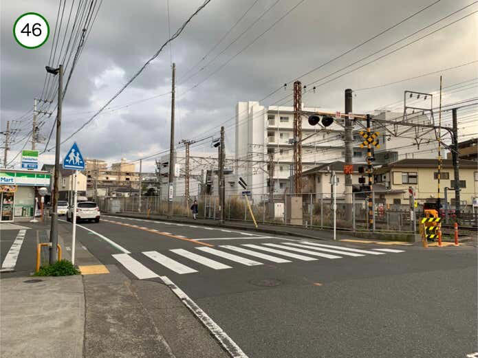 名越切通しハイキングコース概要, Section1：名越バス停〜登山口（1.7km・約29分）, Section2：登山口〜法性寺（1.6km・約47分）, Section3：法性寺〜逗子駅（2.8km・約40分）