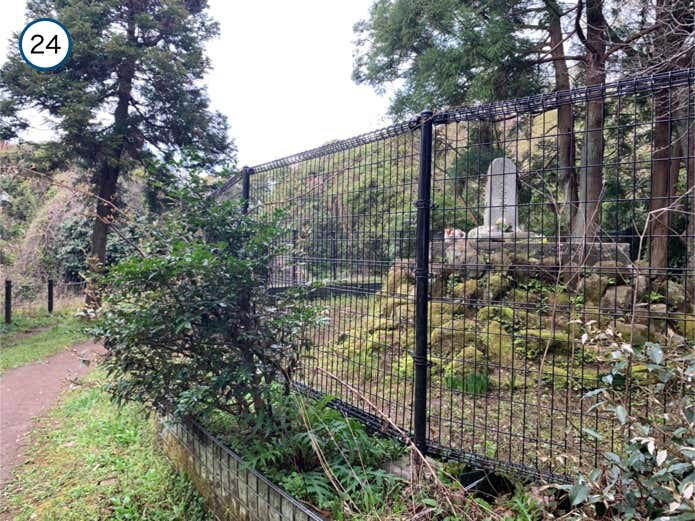 名越切通しハイキングコース概要, Section1：名越バス停〜登山口（1.7km・約29分）, Section2：登山口〜法性寺（1.6km・約47分）, Section3：法性寺〜逗子駅（2.8km・約40分）