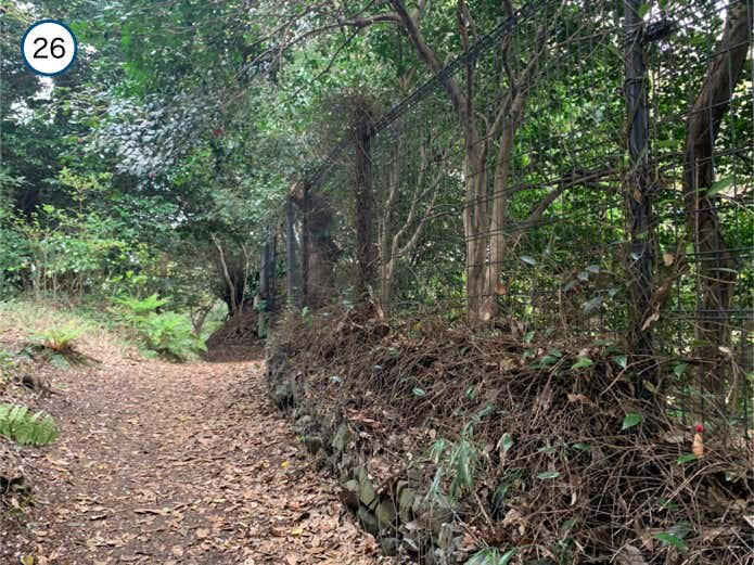 名越切通しハイキングコース概要, Section1：名越バス停〜登山口（1.7km・約29分）, Section2：登山口〜法性寺（1.6km・約47分）, Section3：法性寺〜逗子駅（2.8km・約40分）