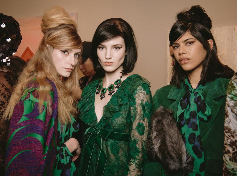 Sandy Liang: Sleepy Girl , Anna Sui: Swinging ‘60s, Ulla Johnson: New Neutrals , Altuzarra: Painterly Beauty , Cult Gaia: Halo Braids, Carolina Herrera: Violet Hour , 7 For All Mankind: Y2K Party Girl , Christian Cowan: Glossy Side Parts , Kim Shui: Frostbitten, But Fierce, Sergio Hudson: Full-On Glamour, Proenza Schouler: Slightly Disheveled , Christian Siriano: Hair Scarves , Tory Burch: Braided Up, Marc Jacobs: Bold Touches