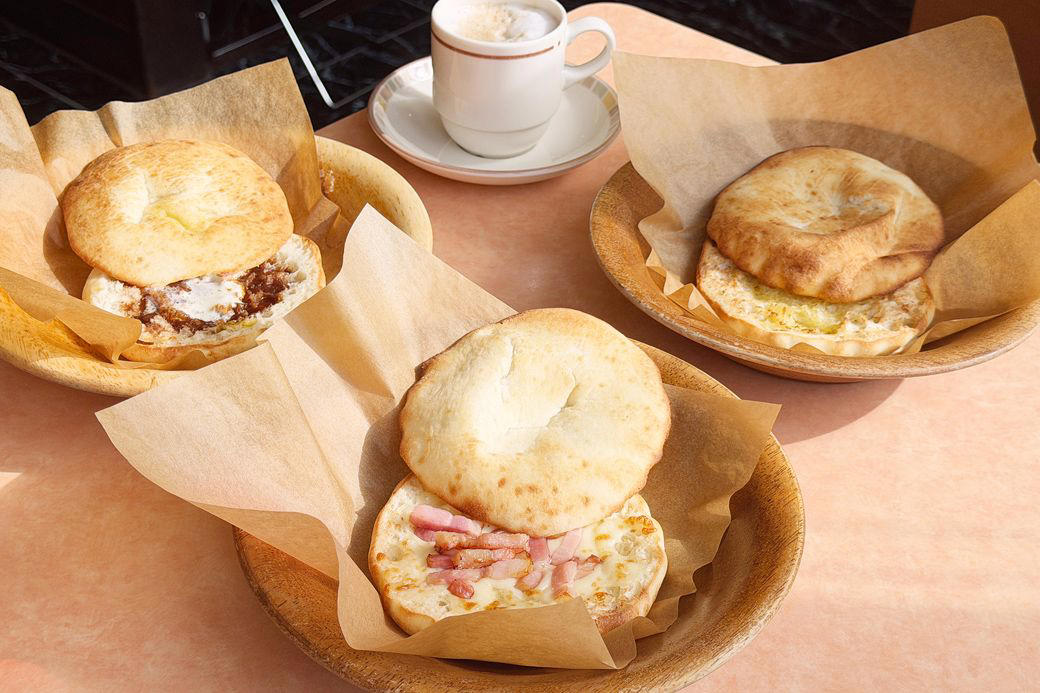 サイゼリヤのモーニング「朝サイゼ」 ドリンクバー付き300円から, 実質無料のフォッカチオとポテト, 朝サイゼのフォッカチオセット300円, サイゼリヤのシグネチャー「ミラノ風ドリア」に軍配, ビーフコンソメスープと相性抜群, 今後の拡大に期待