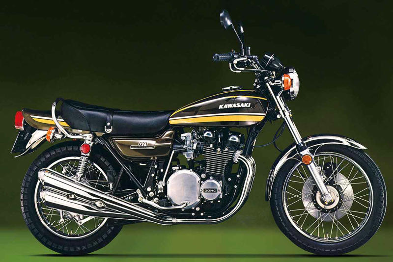 カワサキ「900SUPER4（Z1）」解説, カワサキ「900SUPER4（Z1）」ヒストリー, カワサキ「900SUPER4（Z1）」各部解説, カワサキ「900SUPER4（Z1）」「750RS（Z2）」主なスペック, カワサキ「900SUPER4（Z1）」「750RS（Z2）」のスタイリング・カラー解説, カワサキ「900SUPER4（Z1）」「750RS（Z2）」写真, おすすめ関連記事