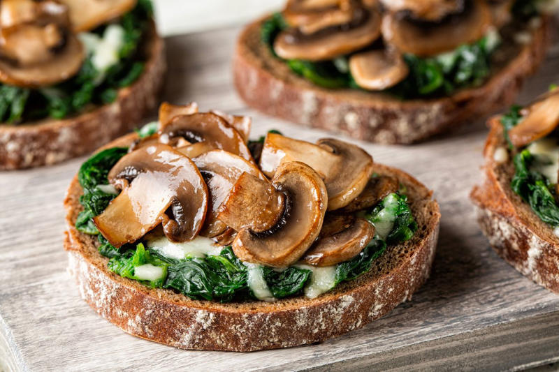 ซาวร์โดว์ (Sourdough) คืออะไร? ทำไมถึงกลายเป็นขนมปังยอดฮิต, ประโยชน์ของซาวร์โดว์ ดีต่อร่างกายจริงไหม?, ควรกินซาวร์โดว์ตอนไหน เวลาไหนดีที่สุด?, รวม 5 เมนูซาวร์โดว์ทำง่าย ได้สุขภาพ สไตล์โฮมเมด