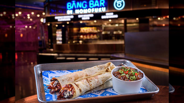 With Love, Always, KoMex Fusion, Yukon Pizza, Bāng Bar by Momofuku, Arts District Kitchen, Gordon Ramsay Fish &amp; Chips, Monta Ramen, Dirt Dog, Coronado Cafe, Ellis Island BBQ, Red Dwarf, BabyStacks Cafe, Haute Doggery, Gritz Cafe, Methodology