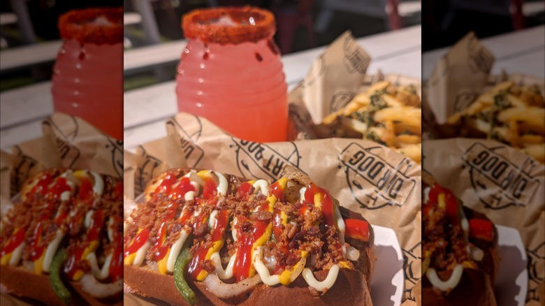 With Love, Always, KoMex Fusion, Yukon Pizza, Bāng Bar by Momofuku, Arts District Kitchen, Gordon Ramsay Fish &amp; Chips, Monta Ramen, Dirt Dog, Coronado Cafe, Ellis Island BBQ, Red Dwarf, BabyStacks Cafe, Haute Doggery, Gritz Cafe, Methodology