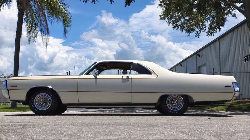 The Muscle Car Nobody Saw Coming , Why Chrysler’s Approach To Performance Was Always Different , The Hurst 300 Was More Than Just a Paint Job , It Was Powered By The Mighty 440 TNT V8 , Only 501 Of These Cars Were Built