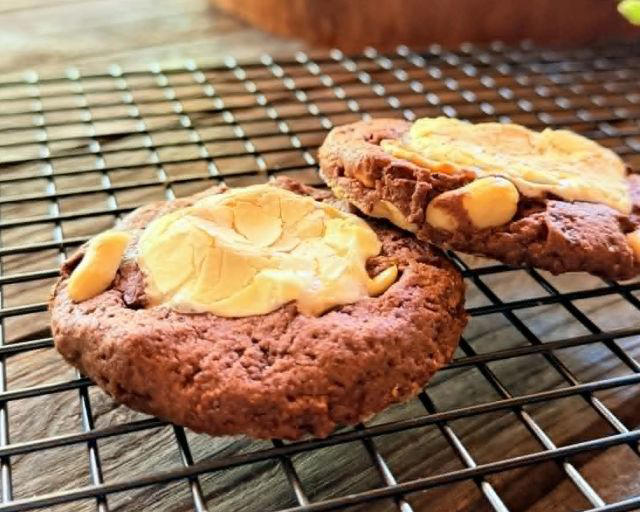 ネクストブームはやみつき食感の“ねっちりクッキー”, 100ブランド130種類の“クッキー缶”が大集結！, クッキー界の新定番！ “甘じょっぱいクッキー”, 思わずビジュ買い！ 名店の“かわいいクッキー”, 1枚から買える“ちょこっとクッキー”