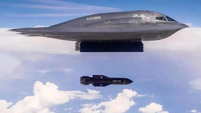 ◆ 入口封鎖だけでもミサイルを無力化, ◆ B-2だけが可能な攻撃方式, ◆ なぜB-52ではなく、B-2なのか, ◆ 海軍艦艇も攻撃…9隻撃沈と発表, ◆ 米軍の戦略資産が総動員