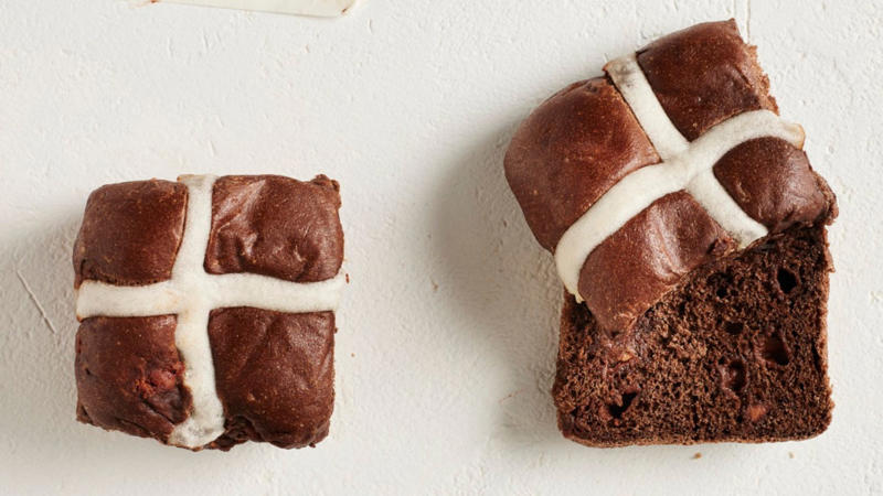 The method and the judges, The criteria, The chocolate hot cross bun taste test, More hot cross bun taste tests, Make your own hot cross buns