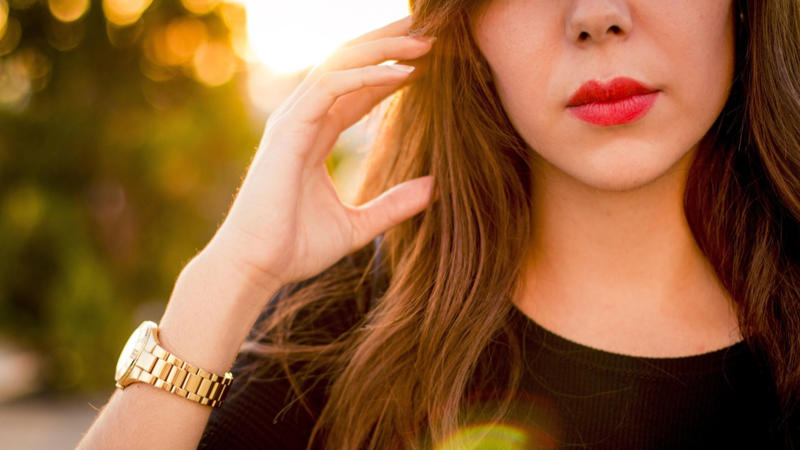 1. Classic Gold Hoop Earrings, 2. A Delicate Gold Chain Necklace, 3. Gold Stud Earrings, 4. A Gold Pendant Necklace, 5. A Gold Cuff Bracelet, 6. A Gold Signet Ring, 7. A Gold Layered Necklace Set, 8. A Gold Anklet, 9. A Gold Watch, 10. A Gold Chain Bracelet, 1. Sculptural Drop Earrings, 2. A Wide Gold Bangle, 3. A Gold Collar Necklace, 4. Statement Pearl-and-Gold Earrings, 5. A Chunky Gold Chain Necklace, 6. A Gold Cocktail Ring, 7. A Gold Brooch or Pin, 8. Gold Ear Cuffs, 9. A Two-Tone Gold Necklace, 10. A Gold Hair Accessory