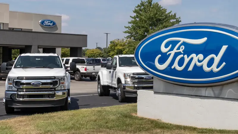 Ford recalls 83,000 vehicles over safety risks this March, Explorer headlights bend wrong way due to software glitch, Engine valve defect spans nine Ford and Lincoln models, Dynamic headlights improve visibility but can create glare, EGR valve issues may suddenly reduce vehicle power, Recall notifications mailed to owners starting March 16, Over-the-air updates simplify headlight software fixes, Popular Ford SUVs and trucks are affected by recalls, No accidents reported yet but risks remain significant, Early March recalls affect over 2 million additional vehicles, Federal regulators track all vehicle safety recalls closely