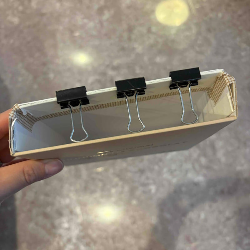 お気に入りの箱、活用できていますか？, お菓子の箱が文房具入れに！, おしゃれな文房具入れになりました, かわいい箱は暮らしに役立つ