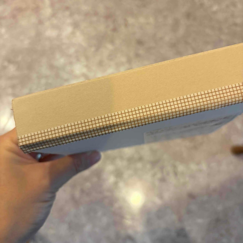 お気に入りの箱、活用できていますか？, お菓子の箱が文房具入れに！, おしゃれな文房具入れになりました, かわいい箱は暮らしに役立つ