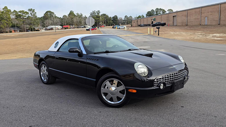 2002 Acura RSX, 2002 Ferrari Enzo, 2002 BMW M3, 2002 Chevrolet Corvette, 2002 Ford Thunderbird, 2002 Toyota MR2 Spyder, 2002 Dodge Viper, 2002 Mazda MX-5, 2002 Aston Martin V12 Vanquish, 2002 Cadillac Escalade