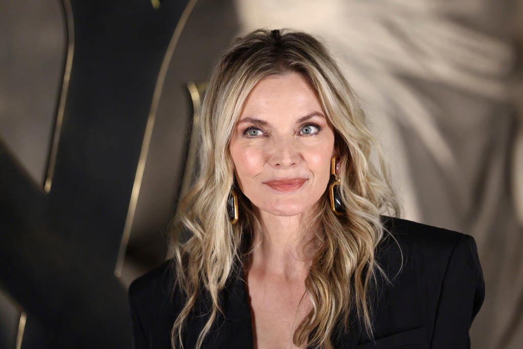 The tuxedo is back — again, Skin is in, Craft gets weird in a good way, Fringe and texture go hard, Minimalism with a pulse, The urban woman at speed